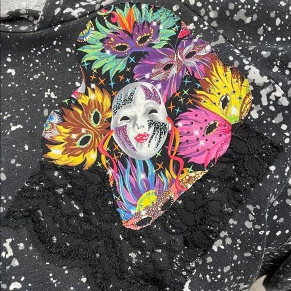 Black and White Hoodie / Tunic with Mardi Gras Masks and black lace appliqués - Picture 4 of 7